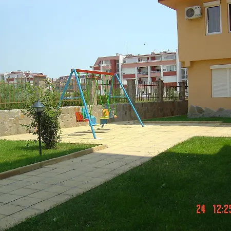 Apartman Casa Brava 2 *